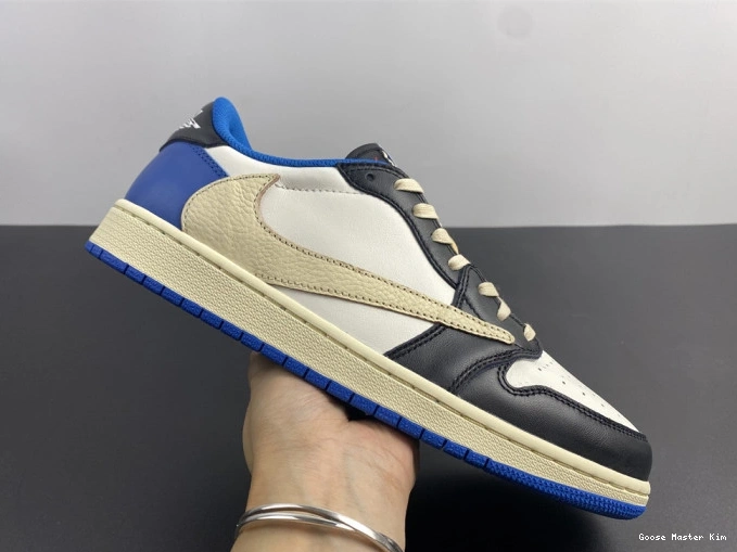 Jordan Fragment x 1 Retro DM7866-140 Scott Design Low Air x Travis 0804